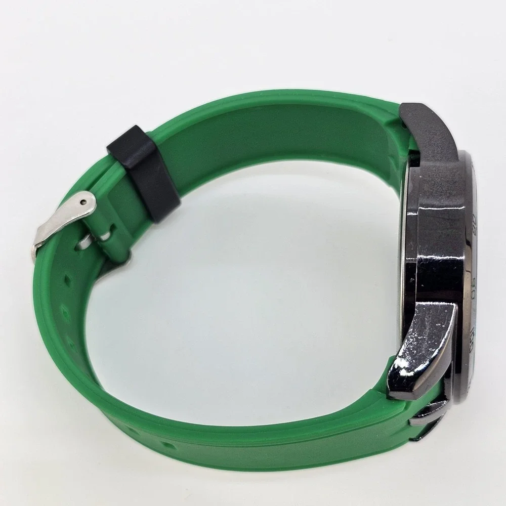 Men's Analog‎ Watch 45MM Black Dial Green Plastic Bands New Battery